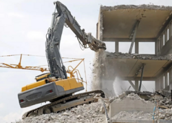 Bakıda qəzalı və plana düşən köhnə tikililərin TALEYİ: <span class="color_red"> Söküntü nə vaxt başa çatacaq?</span>