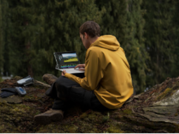 HUAWEI MatePad Pro 12.2 2025 Vizual İnqilab: PaperMatte və OLED-in Harmoniyası