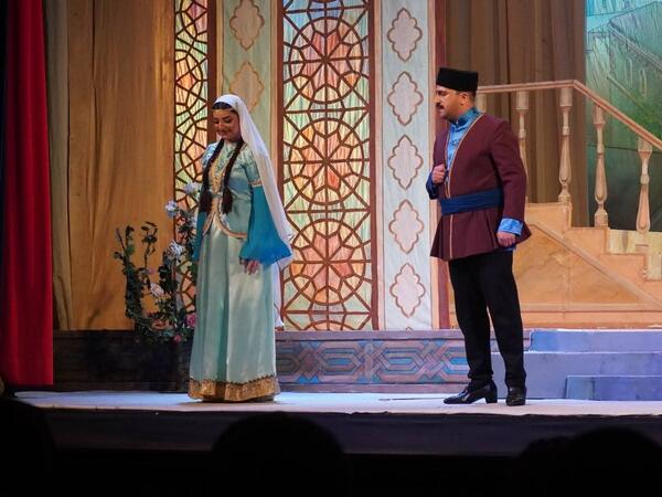 Üzeyir Hacıbəylinin ölməz "Arşın mal alan" operettasının tamaşası keçirildi - <span class="color_red">FOTO</span>
