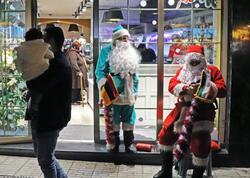 Tehranda "Santa Klaus"la şəkil çəkdirmək qadağan olundu