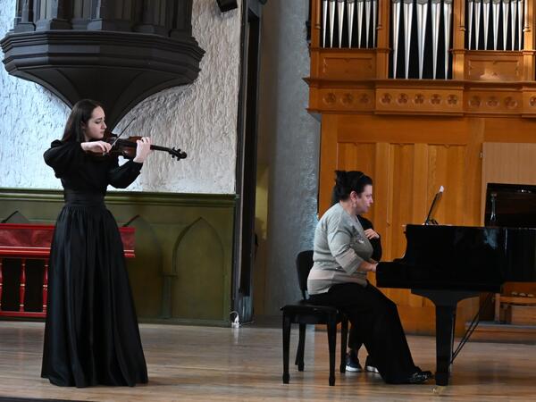 Filarmoniyada abonement konsertləri: musiqi ilə yazılan tarix və sənət yolçuluğu - <span class="color_red">FOTO</span>