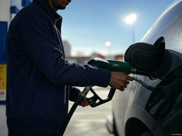 Aİ-92 markalı benzinin qiyməti 5 qəpik bahalaşıb