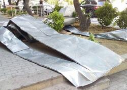 Güclü külək Bakıda binanın damını uçurdu - <span class="color_red">FOTO</span>