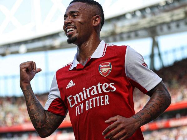 Ulduz futbolçu İngiltərə futbolunun tarixinə düşdü