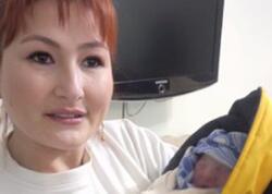 Bakıda bayram günü əkizlər doğuldu - Biri evdə, biri xəstəxanada - <span class="color_red">FOTO</span>