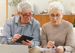 Bu ildən kişi və qadınların pensiya yaşı bərabər olacaq