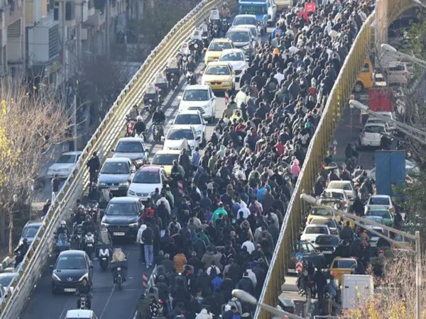 Tehran Vaşinqtona sərt xəbərdarlıq etdi: “Müdaxiləyə yol verilməyəcək”