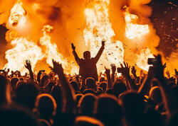 İran şoku: dövlət son onilliklərin ən mürəkkəb böhran tələsində