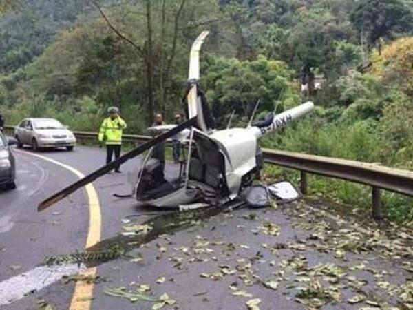 Arizonada Göyərtəsində 4 nəfər olan helikopter qəzaya uğradı