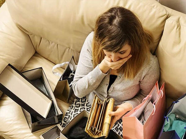 Niyə maaş ayın axırına çatmır? - Fərqində olmadan edilən səhvlər