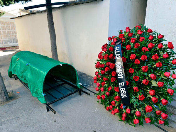 Azərbaycanda yüksək vəzifəli şəxsə AĞIR İTKİ - <span class="color_red">FOTO</span>