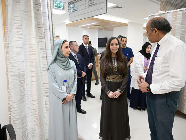 Leyla Əliyeva Maskatda Xərçəngin Kompleks Müalicəsi və Tədqiqatı Mərkəzini ziyarət edib - <span class="color_red">FOTO</span>