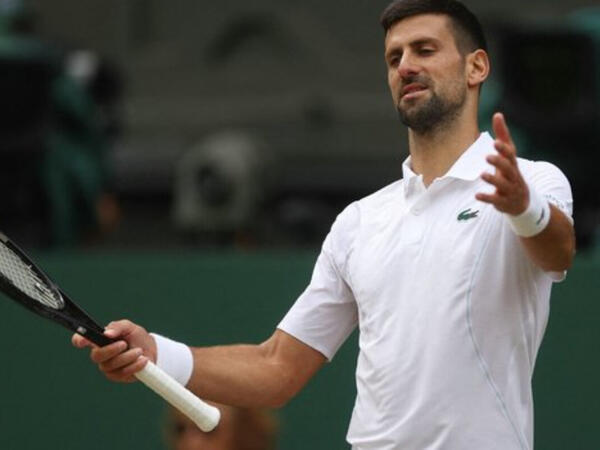 Cokoviç istefa verdi