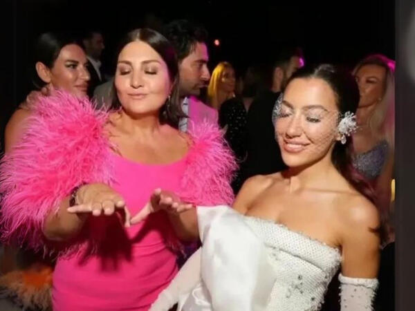 Sibel Candan gəlininə 2 milyon dollarlıq <span class="color_red">hədiyyə - FOTO</span>