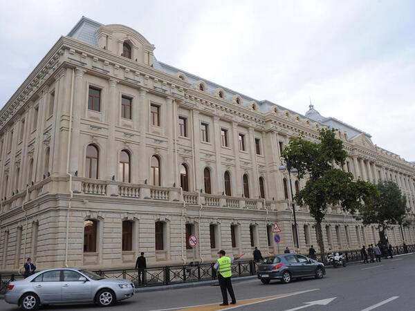 Bu məktəbi polis 24 saat qoruyacaq