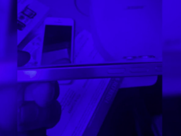 “iPhone” istifadəçiləri təyyarəyə minərkən bunlar bilməlisiniz