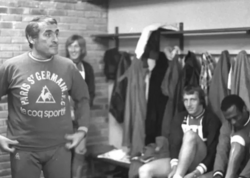 Əfsanəvi məşqçi vəfat etdi