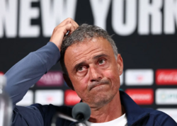 Luis Enrike PSJ-dən <span class="color_red">gedir</span>