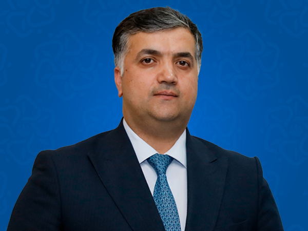 Sədr üç şöbə müdirini işdən ÇIXARDI