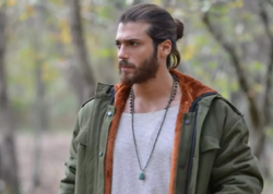 Can Yaman saxlanıldı - <span class="color_red">FOTO</span>