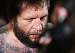 Onun iynəsinin biri 250 min dollaradır