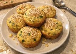 Kəvərli və qarğıdalı unlu duzlu maffin: Az ərzaqla praktik ləzzət