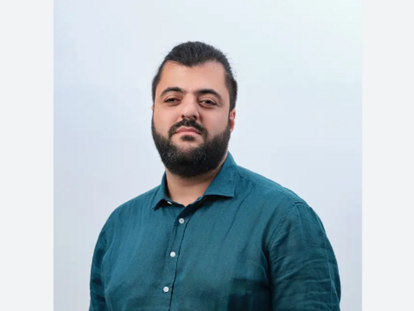 Fəxri Qasımovun şirkətində 300-ə yaxın işçi ixtisar edildi - "Aylardır maaşlarını ala bilmirlər"