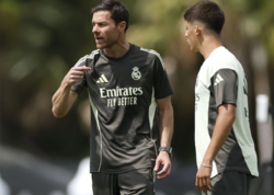 Ardadan Alonsonun qovulmasına REAKSİYA - <span class="color_red">FOTO</span>