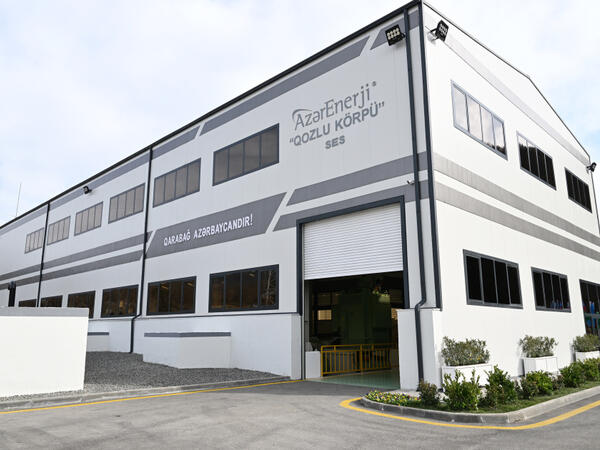 İlham Əliyev Ağdərə rayonunda “Qozlukörpü” Su Elektrik Stansiyasının açılışında iştirak edib