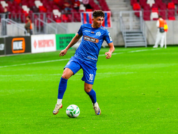 Erməniəsilli futbolçu "Neftçi"yə transfer olacaq? - <span class="color_red">FOTO</span>