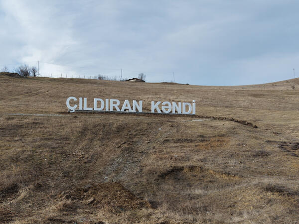 Prezident Ağdərə rayonunun Çıldıran kəndində görülmüş işlərlə tanış olub