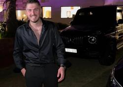 Reper atasına 10 milyonluq avtomobil hədiyyə etdi - <span class="color_red">FOTO</span>