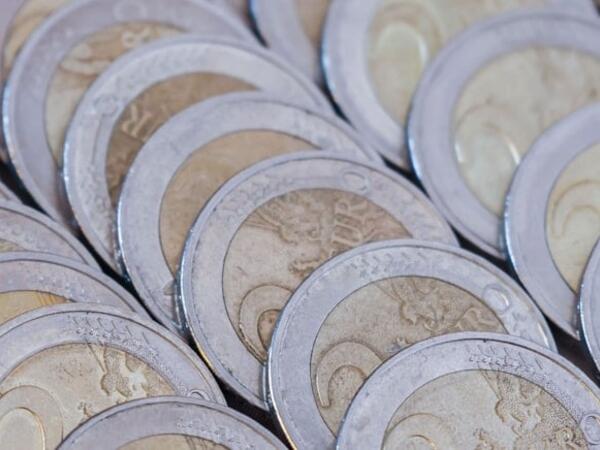 İnşaat işçisinin bəxti gətirdi: Cibindəki 2 avroya bir mənzil aldı