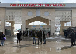 İranda internet və televiziya işləmir: Sərhəddə insan izdihamı