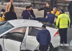 Nəsimidə ağır qəza - Yaralıları avtomobildən polis çıxardı - <span class="color_red">VİDEO</span>