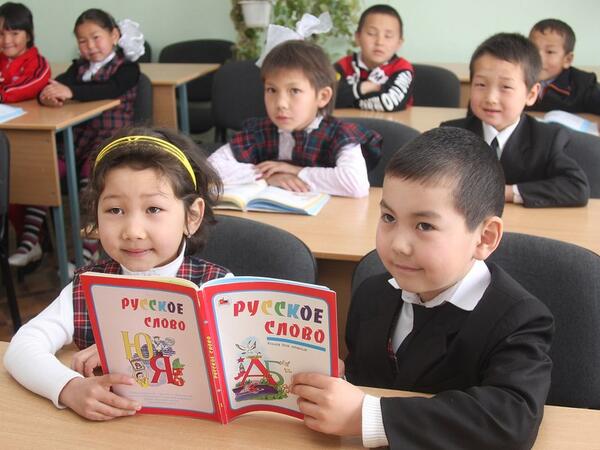 Daha bir türk dövləti rus dilindən uzaqlaşır