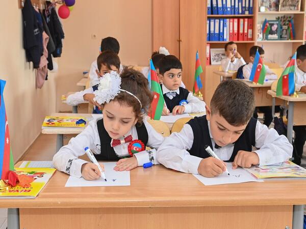 Məktəblərdə üç fənn BİRLƏŞİR