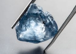 Almaz dövlət nəzarətinə keçir