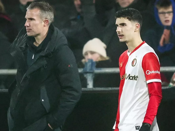 3:1 uduzardu, oğlunu oyuna daxil etdi, 2 dəqiqədə hər şey dəyişdi