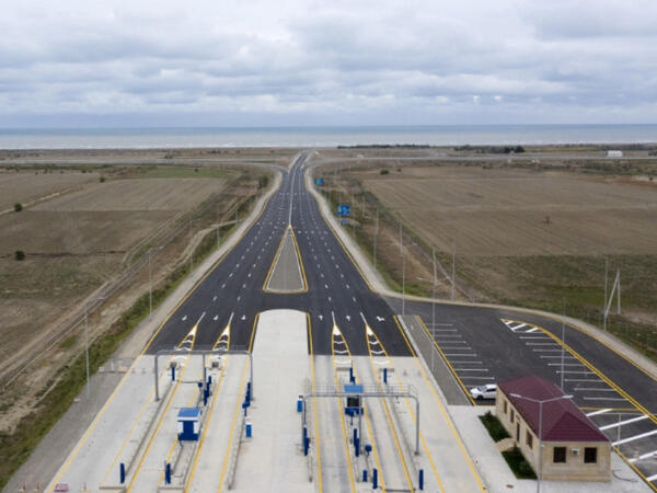 Ödənişli yollarda sürət həddi müəyyənləşdirilir