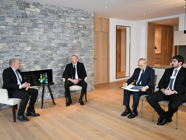 İlham Əliyev Davosda Morten Dirholm ilə görüşüb - <span class="color_red">FOTO</span>