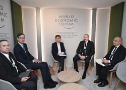 İlham Əliyev Davosda Avropa Yenidənqurma və İnkişaf Bankının prezidenti ilə görüşüb - <span class="color_red">FOTO</span>