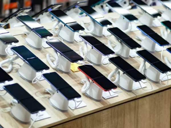 Nəhəng brend rəsmən bazardan çəkildi - Artıq telefon istehsal etməyəcəklər