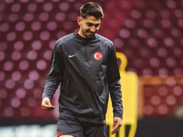 Türkiyəli futbolçu Portuqaliya klubuna keçir