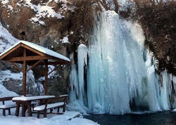 Azərbaycanda bu şəlalə dondu - <span class="color_red">FOTO</span>