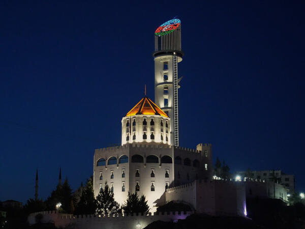 Cümhuriyyət Qülləsində bayrağımız proyeksiya olundu - <span class="color_red">FOTO</span>