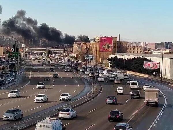 Bakıda obyekt yanır - <span class="color_red">FOTO</span>