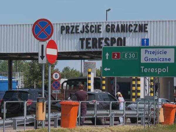 Polşadan miqrantlarla bağlı yeni qərar