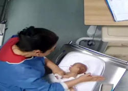 Tibb bacısının zorakılığına görə 5 günlük körpə ömürlük əlil qalıb - İllər sonra üzə çıxdı - <span class="color_red">FOTO</span>