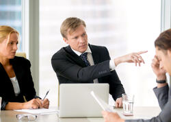 Rəhbərlik tərəfindən əsassız işdən çıxarılan 89 nəfər işinə geri qaytarıldı